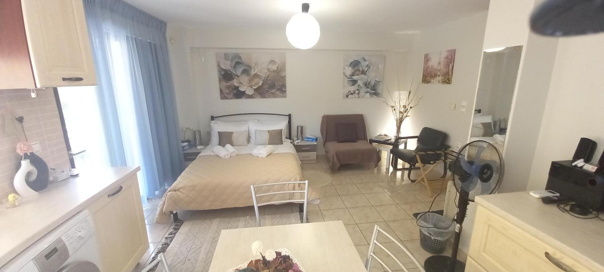 Lavrio Center - Thanasis' Studio Экстерьер фото